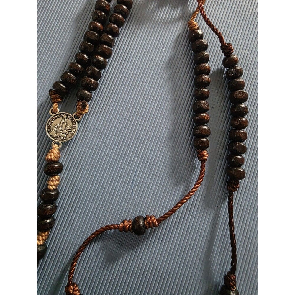 Our Lady of the Rosary of Fatima Silver Metal Cross Wood Beads Necklace Marian - Picture 7 of 8